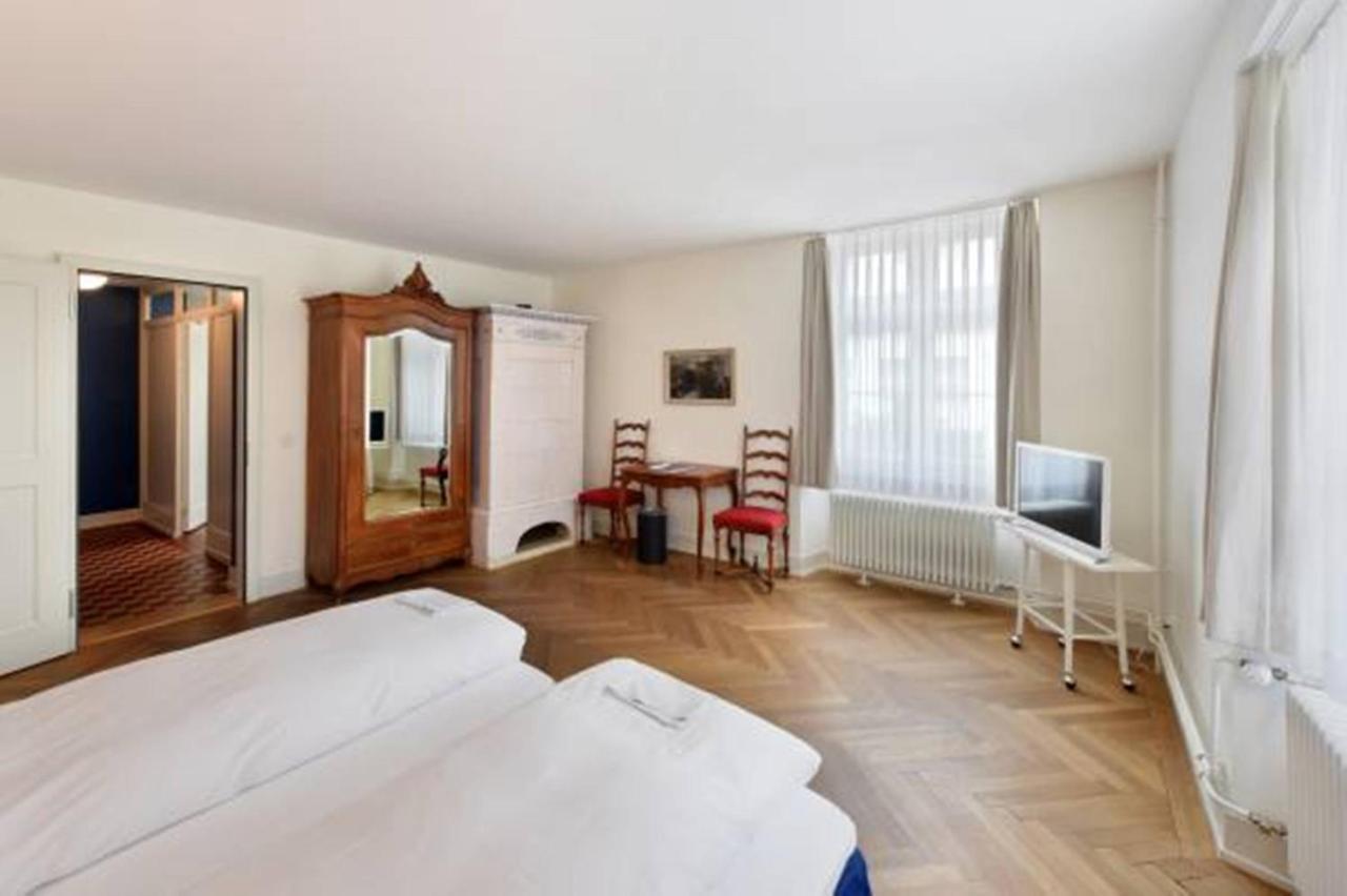 Binningen Hotel Im Schlosspark חדר תמונה