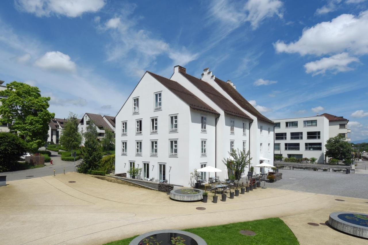 Binningen Hotel Im Schlosspark מראה חיצוני תמונה
