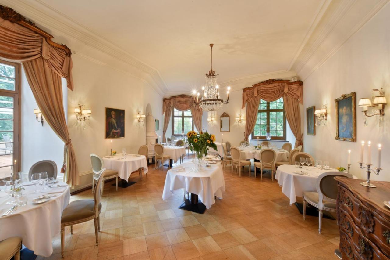 Binningen Hotel Im Schlosspark מראה חיצוני תמונה