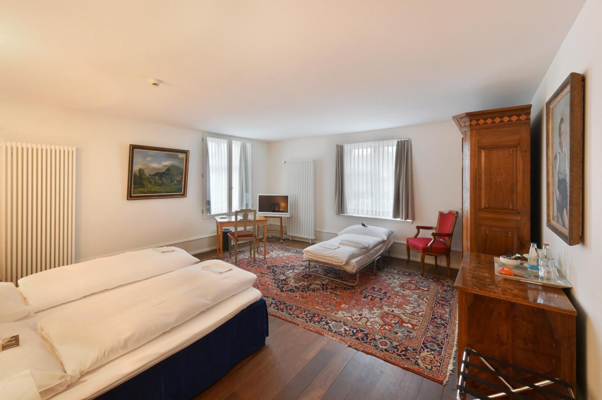 Binningen Hotel Im Schlosspark מראה חיצוני תמונה