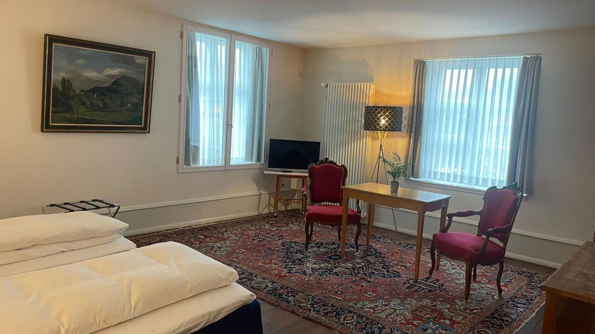 Binningen Hotel Im Schlosspark מראה חיצוני תמונה
