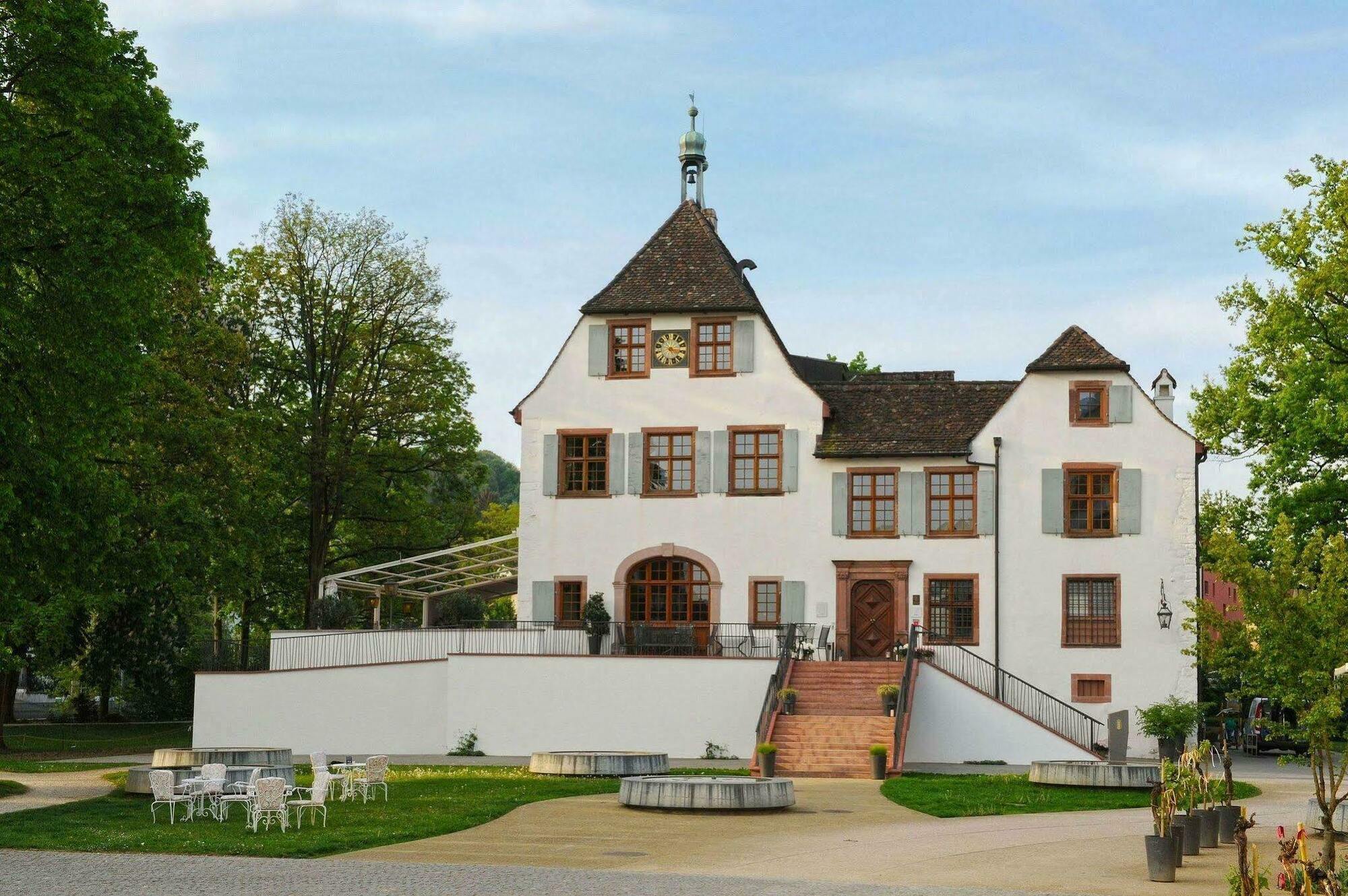 Binningen Hotel Im Schlosspark מראה חיצוני תמונה
